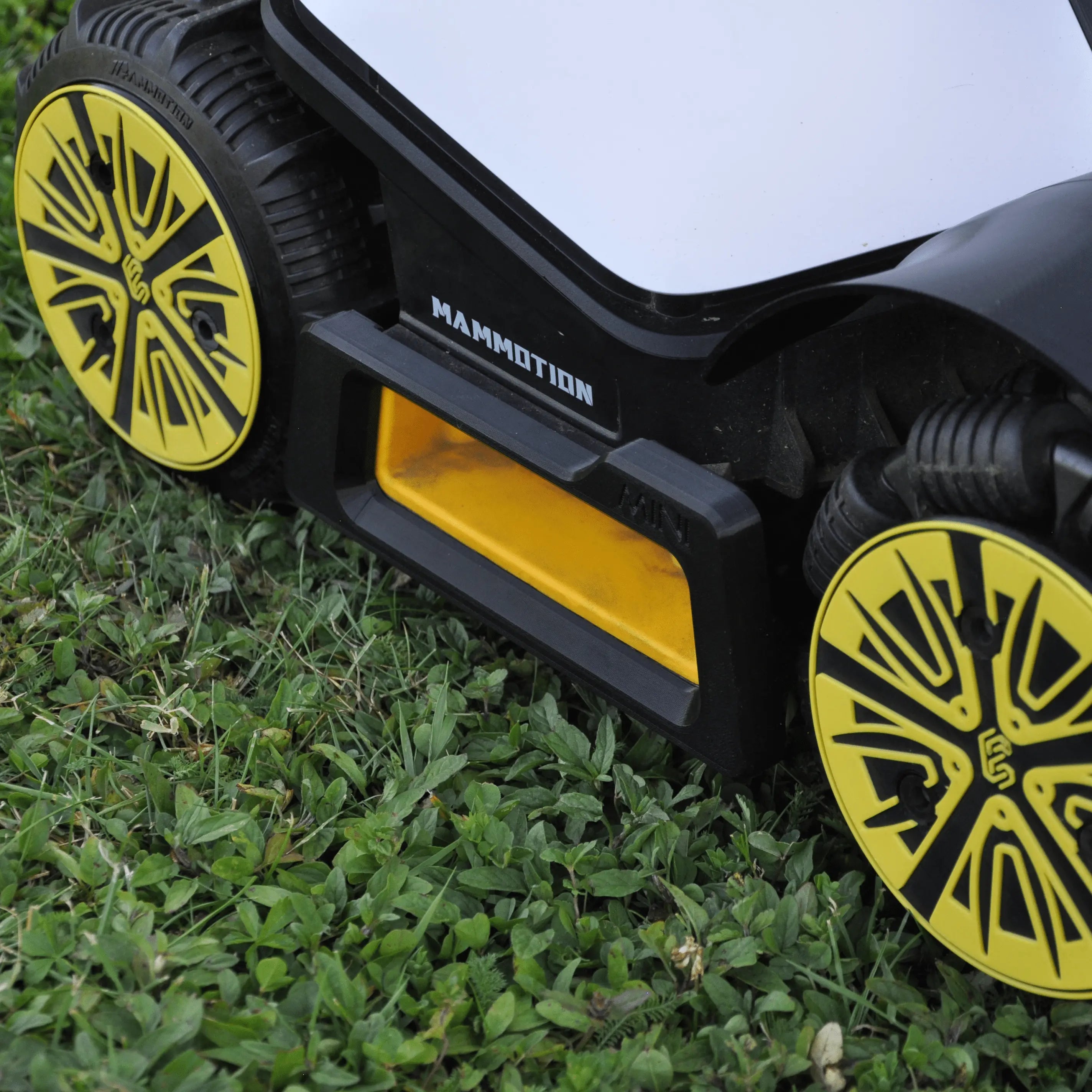 Mammotion Luba Mini – Seitenschutz Basic - Exact Designs