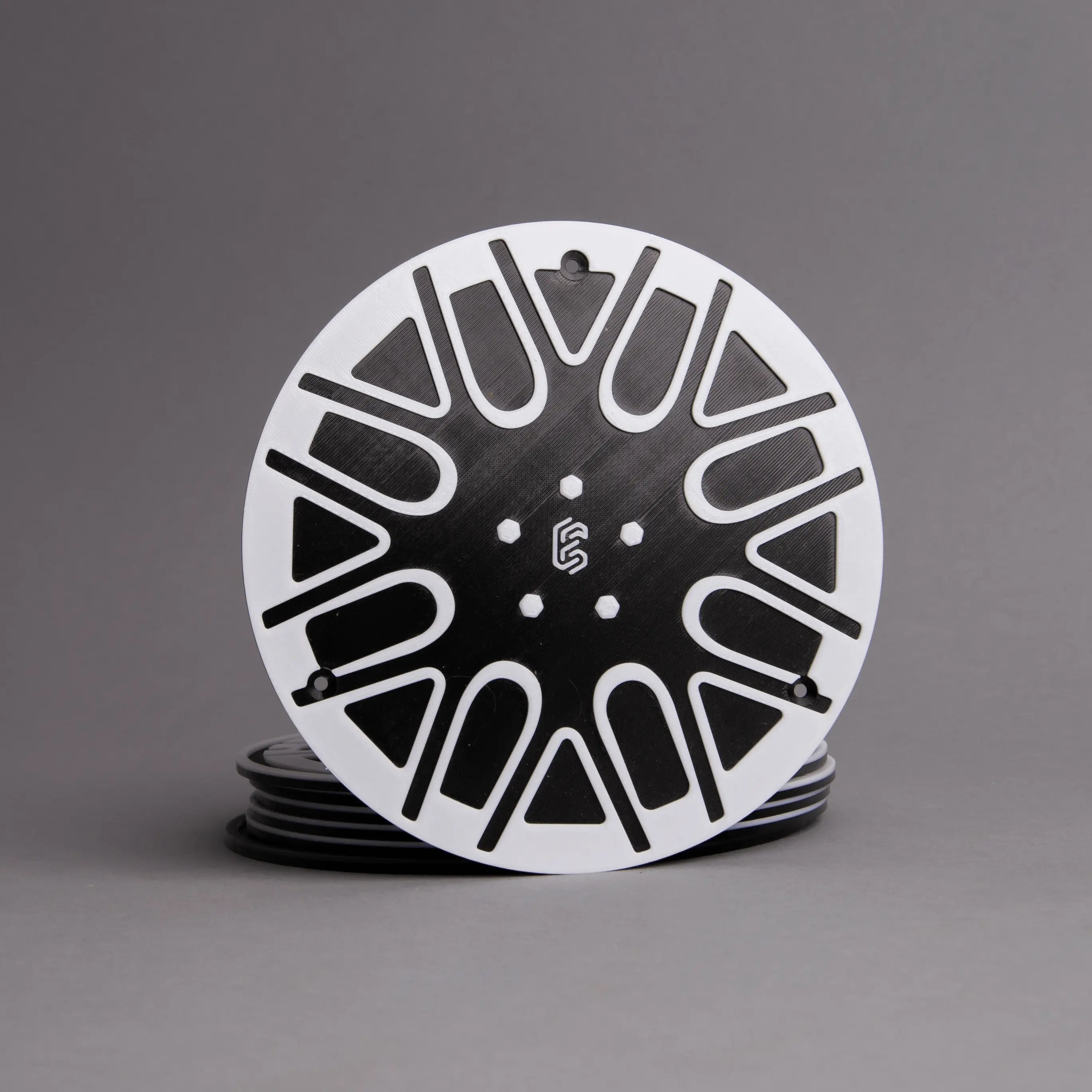 Mammotion Yuka Mini – Radabdeckung im futuristischen Stil - Exact Designs